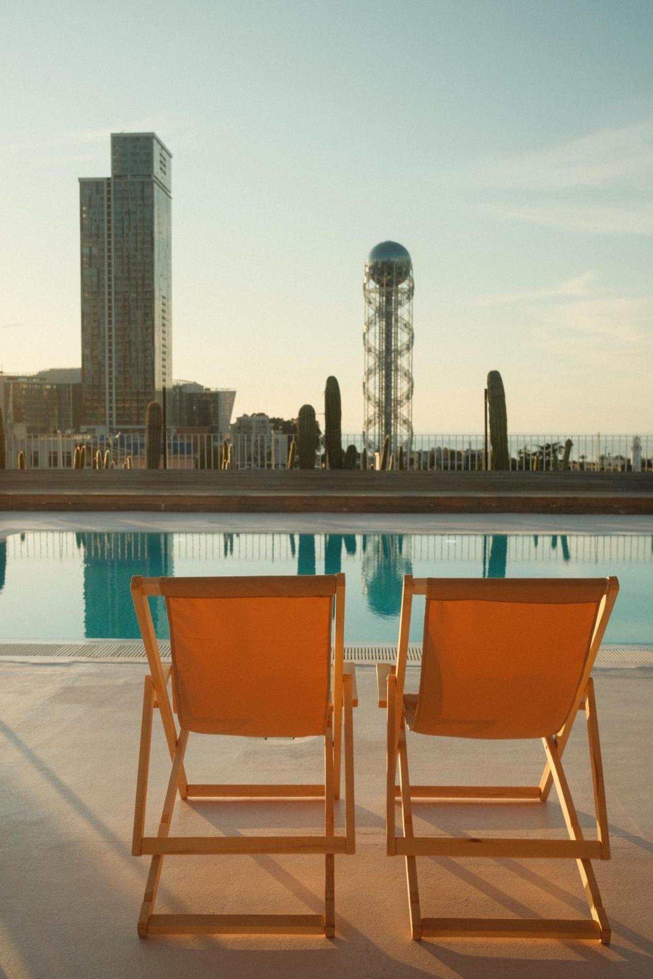 Rooms Hotel Batumi Eksteriør billede