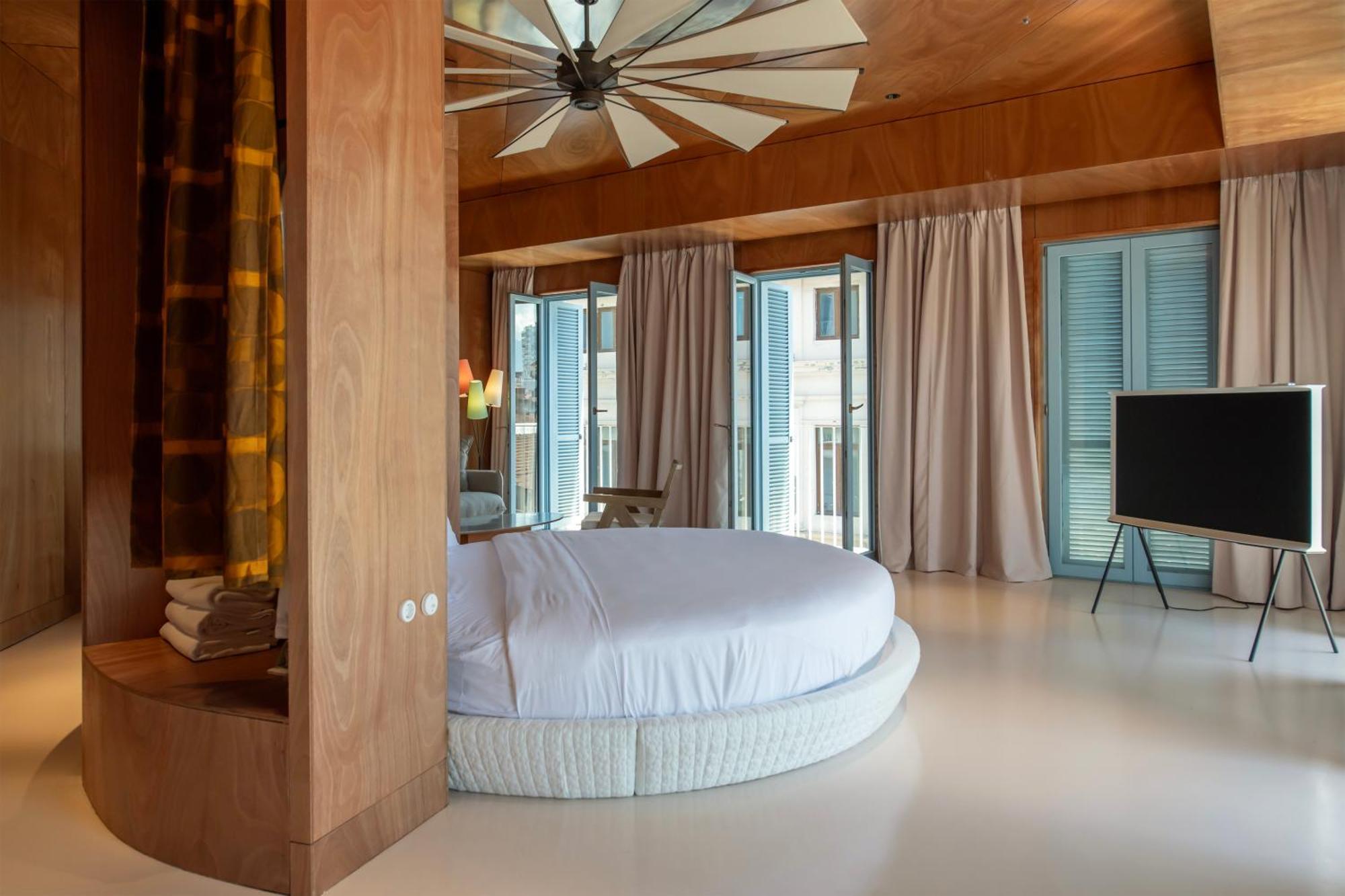 Rooms Hotel Batumi Eksteriør billede